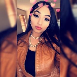 Meet your Posher, Jayy